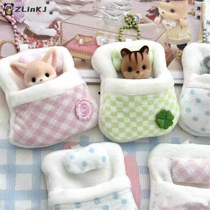 Bedroom Furniture - Adorável boneca de pelúcia em forma